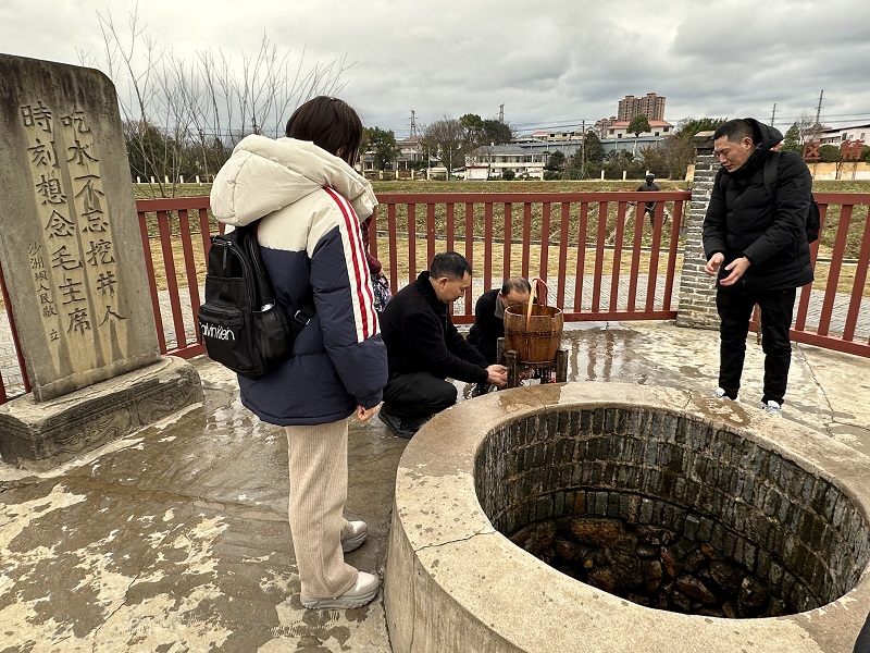 红色探源 ued官网入口再出发——2022年度ued官网入口优秀员工瑞金之旅 (2) - 副本